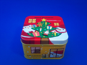 １８　クリスマス　クッキー缶